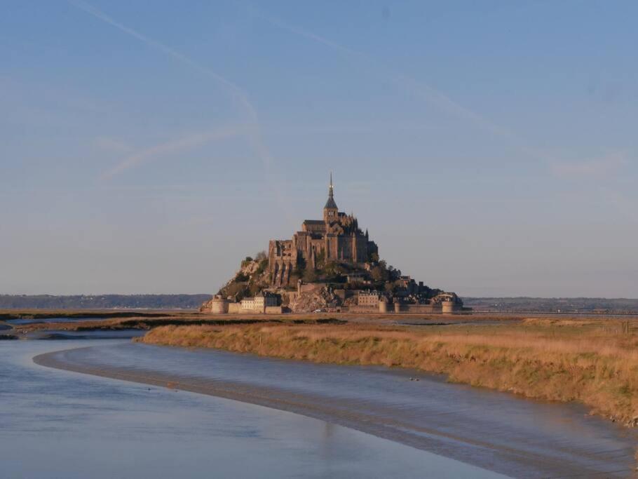 Gite La Mer, A La Campagne En Normandie, Proche Du Mont St Michel Lolif Luaran gambar